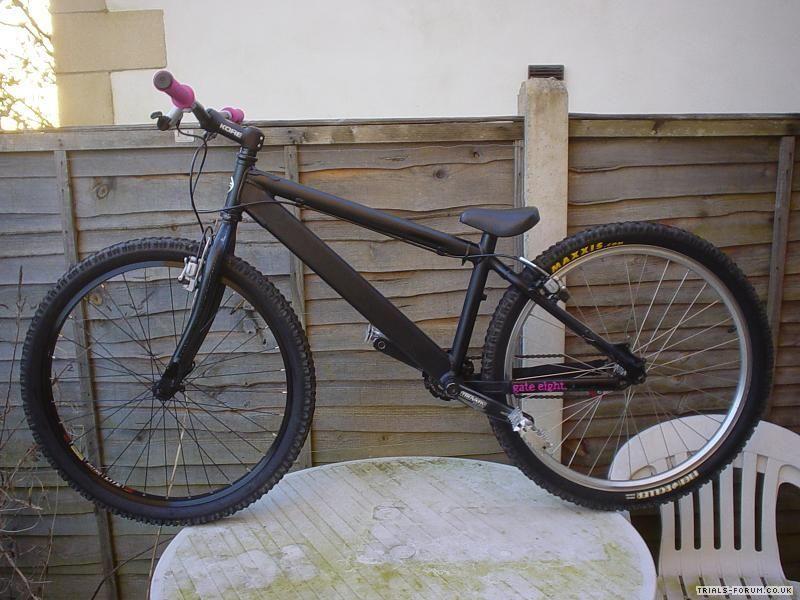 giant trials bike