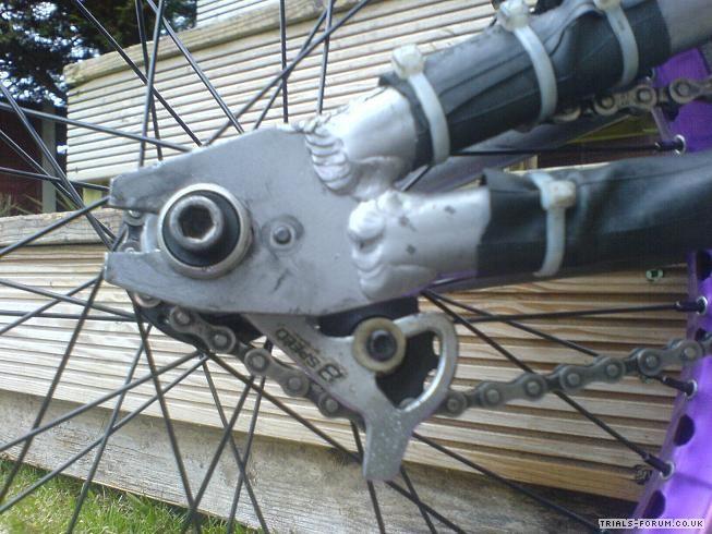 home made tensioner small.JPG
