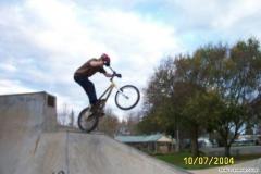 gapping to top of wave at the skatepark