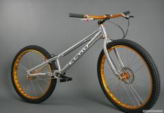 2006-PURE-BIKE-01.jpg