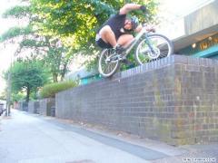 neilposebike 011.jpg