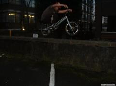 dan wiv a nice sidehop clearin by loads