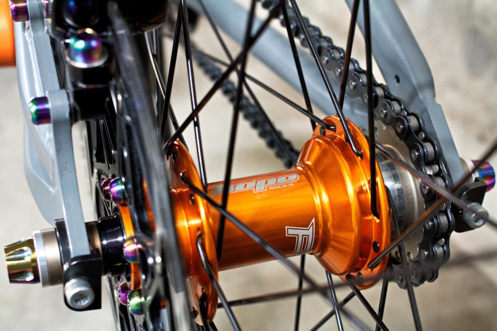 Rear Hub & Rotor-1.jpg