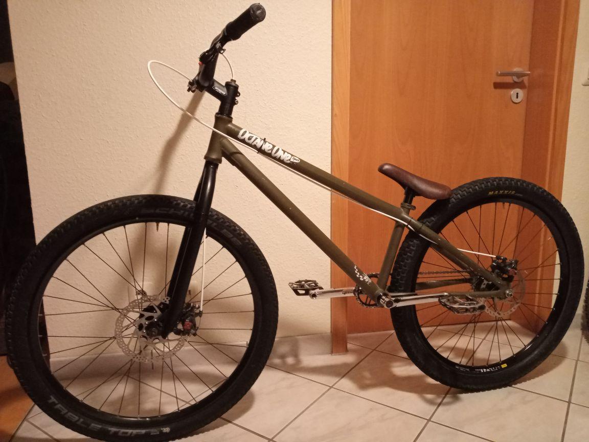 Street trial bike best sale 26